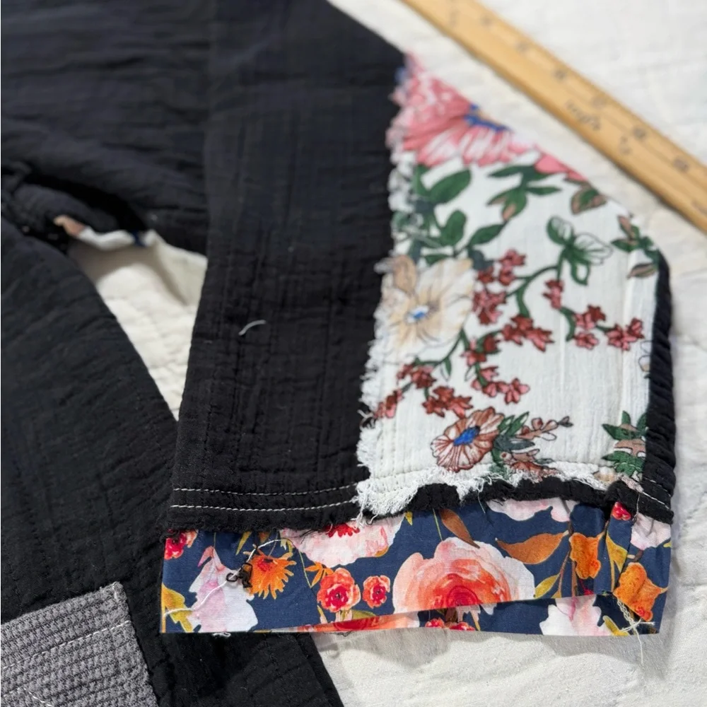 POL Black Floral Patchwork Utility Jacket - Picture 4 of 16